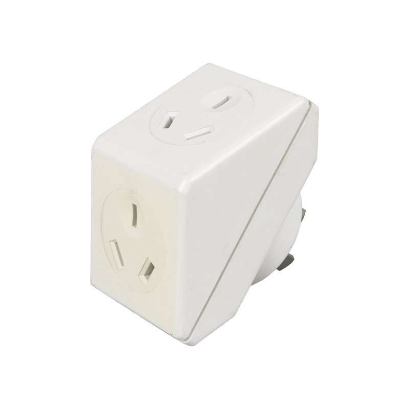 10A 250V安全通用三角插头电源转换器